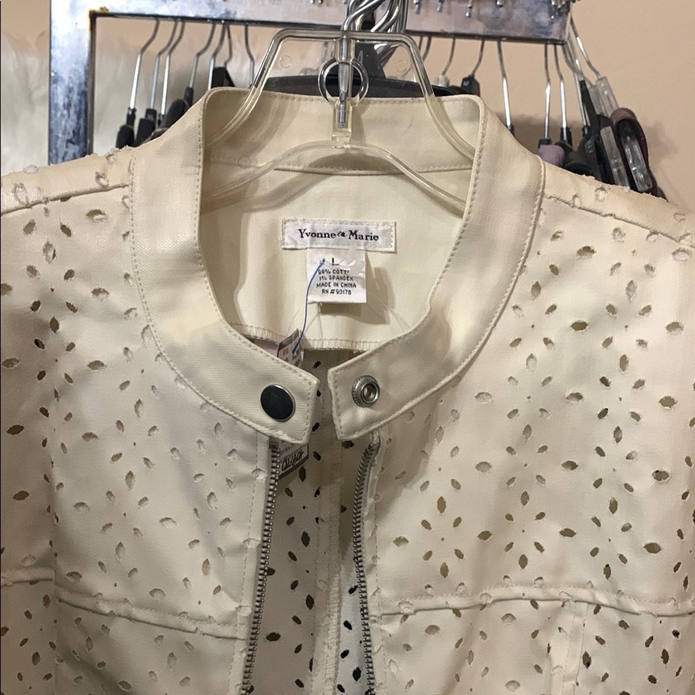 Coldwater Creek Cream Leather Bomber Jacket with Eyelet Detailing